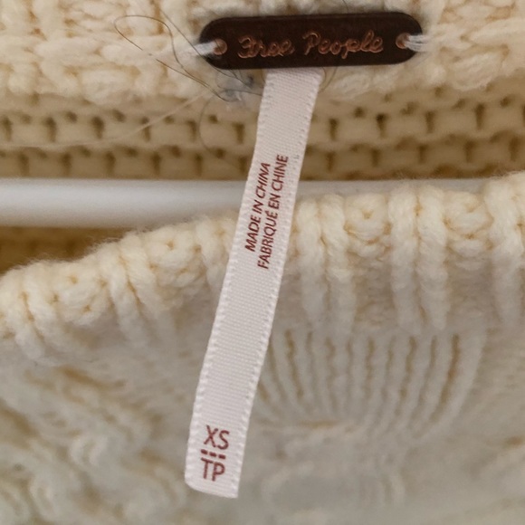 FREE PEOPLE Dream Cable Crew Sweater - Picture 4 of 4